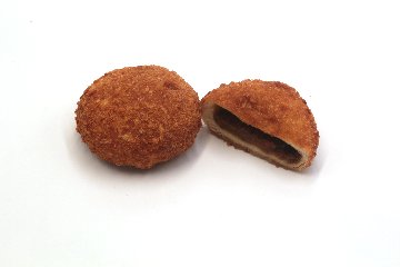 【ら・さんたランド】牛肉入りサクサク焼きカレーパン60個/箱×4箱=240個（業務用・焼成後冷凍パン）の画像