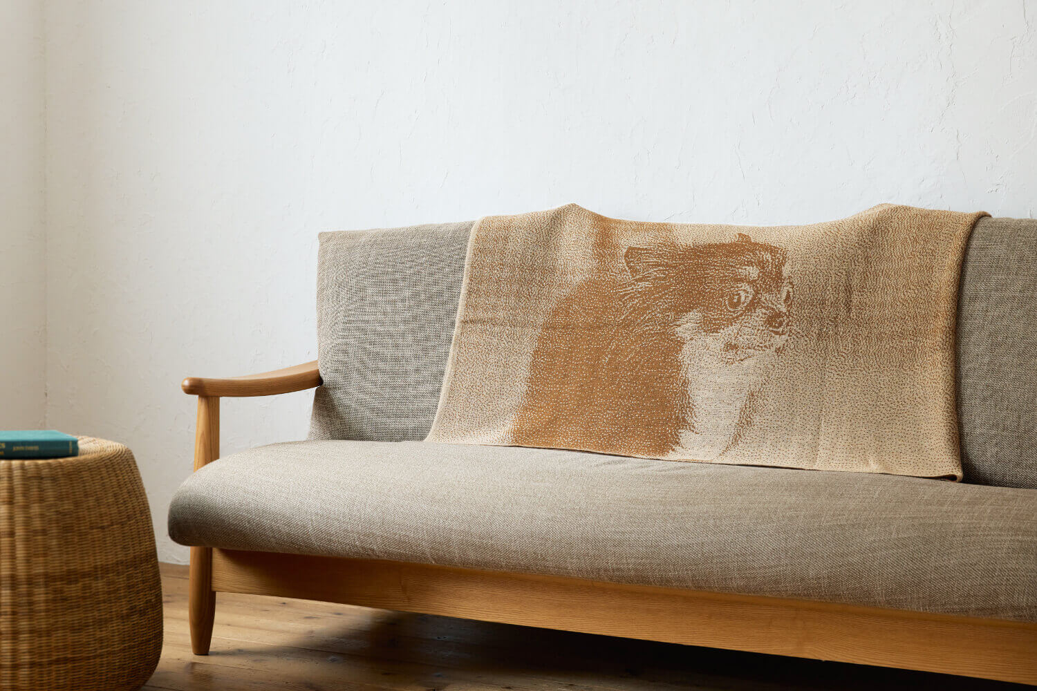 編み込みストール ブラウン