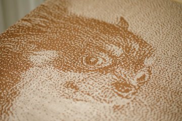 編み込みストール ブラウンの画像