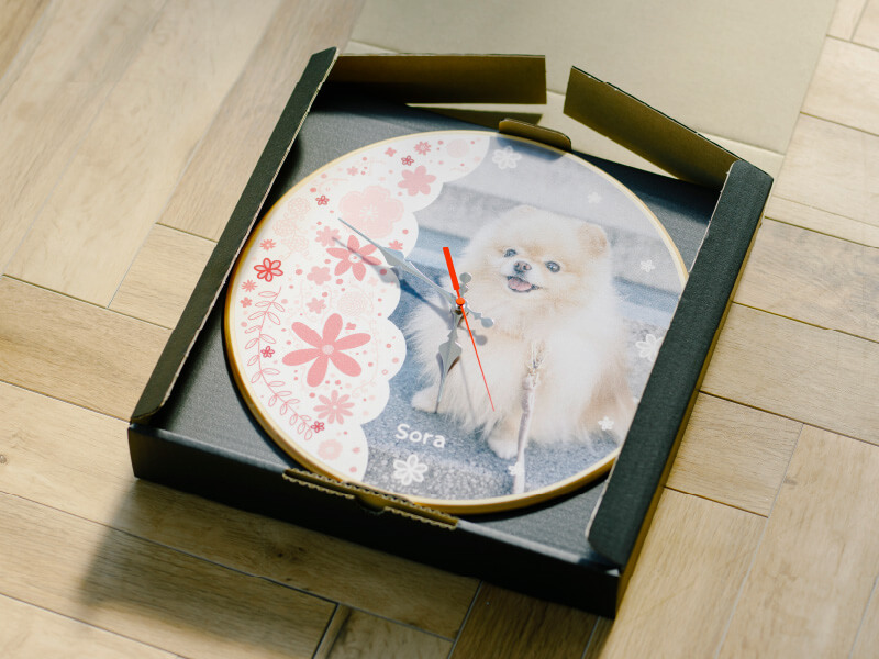 ペットの写真でオーダーメイドできるうちの子オリジナル時計　フラワーガーデン画像