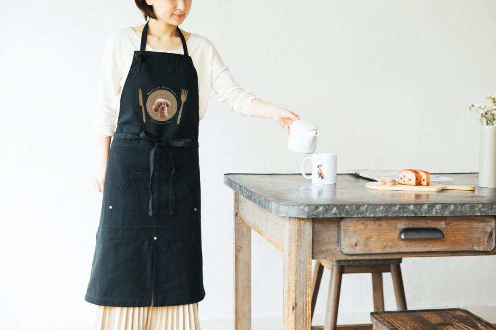 エプロン カトラリーデザインの画像
