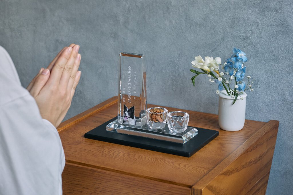 お位牌  モダンセット トラディショナルデザインの画像