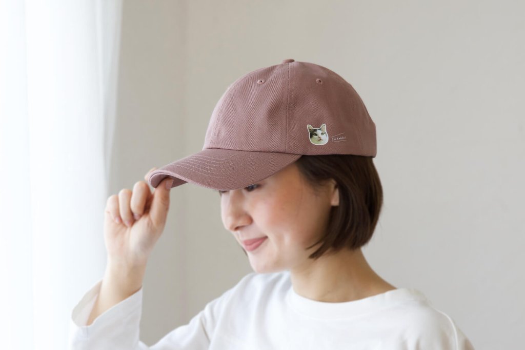 キャップ ふちどりデザインの画像