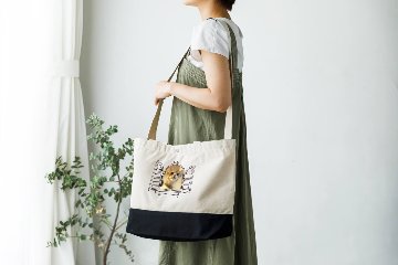 2wayビッグバッグ カフェウィンドウデザインの画像