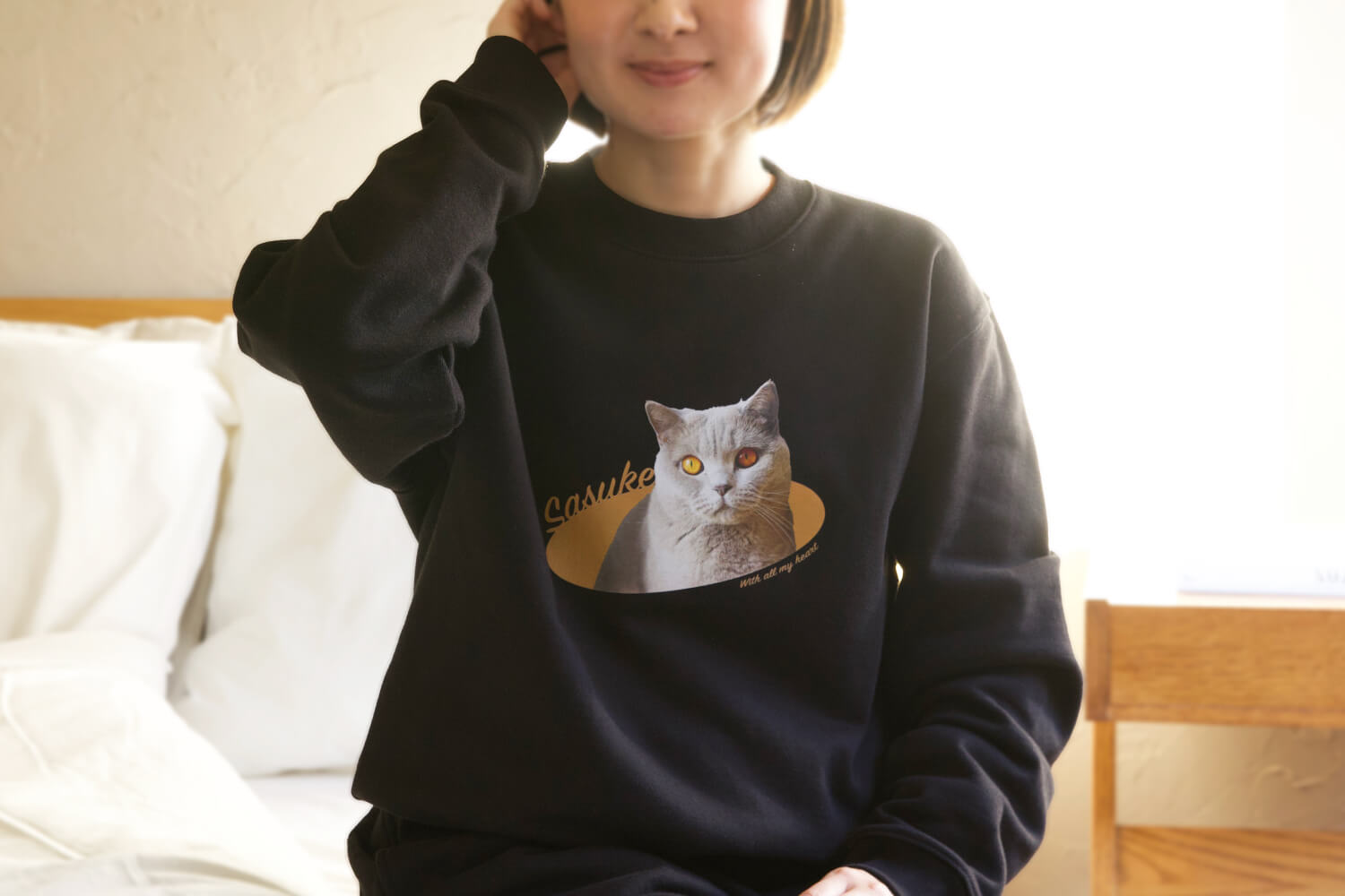 ペアスウェット ひょっこりデザインの画像