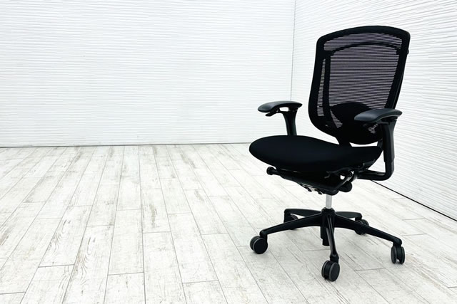 コンテッサセコンダ:国産メーカーで日本人体型に寄り添う