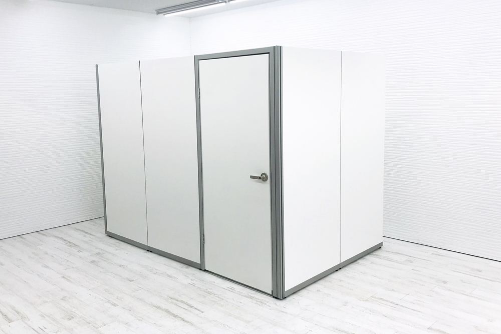 オカムラ パーテーション 【ドア1枚×板4枚セット】 延長可能 パーティション 中古パーテーション ホワイト 間仕切り 幅800mm 高1900mm の画像