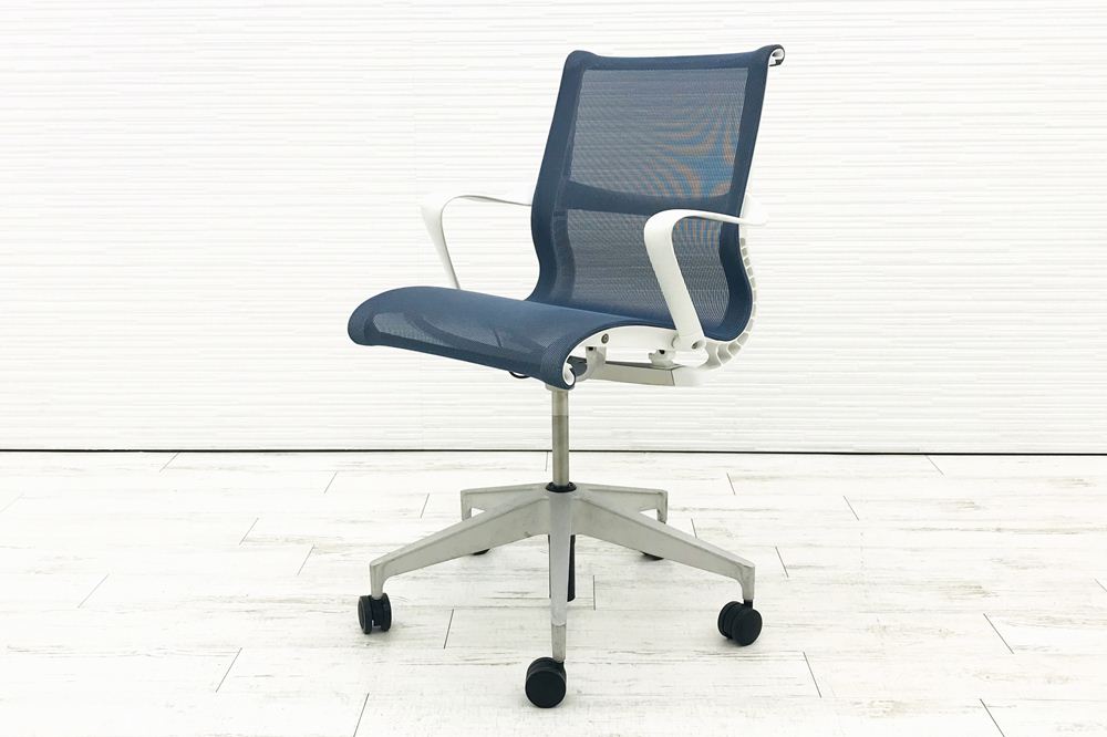 ハーマンミラー セトゥーチェア (Setu Chair) 中古 マルチパーパスチェア ５本脚タイプ リボンアーム ベリーブルー画像