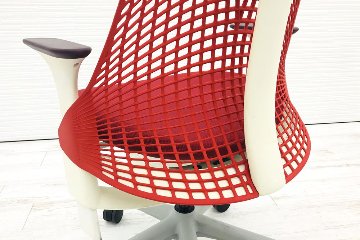 ハーマンミラー セイルチェア 中古 レッド SAYL Chairs デザインチェア 中古オフィス家具画像