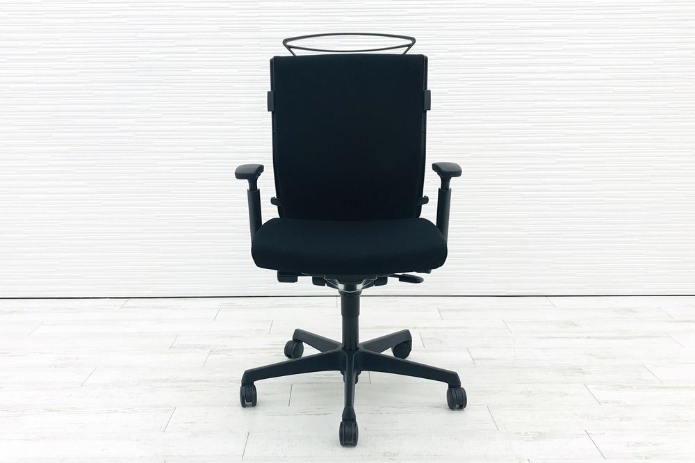 オカムラ エスクードチェア 中古 エスクード 事務椅子 オフィスチェア ブラック 中古オフィス家具 OKAMURA 可動肘 ハイバック画像