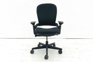 スチールケース リープチェア 中古 オフィスチェア クッション ブラック Steelcase Leap 可動肘 布張り 事務椅子 中古オフィス家具画像