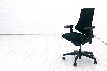 イトーキ エフチェア 2018年製 中古オフィスチェア クッション 可動肘 ブラック 事務椅子 ITOKI 中古オフィス家具 KG-130GS-T1T1画像