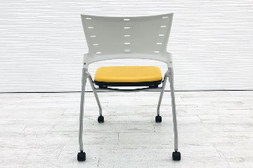 イトーキ マノスチェア ミーティングチェア 会議椅子 パイプ椅子 ネスタブルタイプ 中古オフィス家具 イエロー KLC-310GB-W8Y8画像