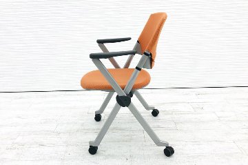 オカムラ リータチェア 【4脚セット】 LITA ミーティングチェア スタッキングチェア 会議椅子 パイプ椅子 H162BS FX27 オレンジ画像