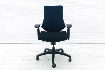 イトーキ エフチェア 2019年製 クッション 可動肘 ブラック ネイビーブルー 事務椅子 ITOKI 中古オフィス家具 KG-130GS-T1T1B2画像