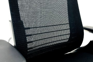コクヨ インスパインチェア 2019年製 INSPINE 中古チェア KOKUYO クッション 可動肘 中古オフィス家具 ブラック CRS-G2502E6画像
