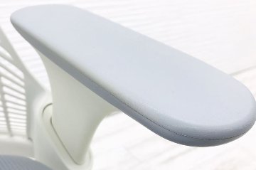 ハーマンミラー セイルチェア 2018年製 中古チェア SAYL Chairs デザインチェア 中古オフィス家具 前傾チルト 可動肘 グレー 脚ポリッシュ画像