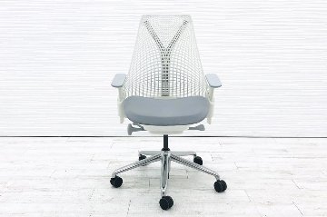 ハーマンミラー セイルチェア 2018年製 中古チェア SAYL Chairs デザインチェア 中古オフィス家具 前傾チルト 可動肘 グレー 脚ポリッシュの画像