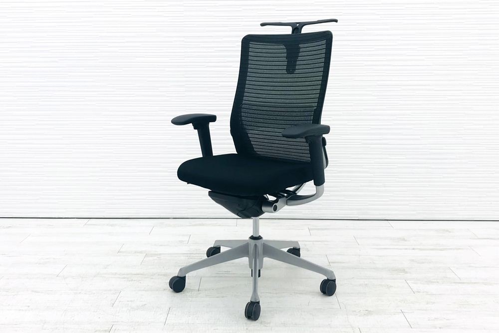 オカムラ コーラルチェア ハイバック 中古 メッシュ 可動肘 中古オフィス家具 中古チェア 事務椅子 OAチェア ブラック CQ86GS-FSH1画像