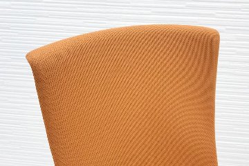 ハーマンミラー エンボディチェア 中古 Herman Miller オフィスチェア 高機能チェア 中古オフィス家具 オレンジ画像