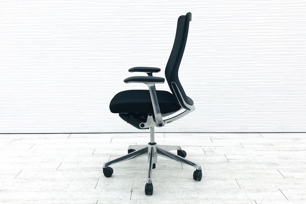 オカムラ コーラルチェア ハイバック 中古 メッシュ 固定肘 中古オフィス家具 中古チェア 事務椅子 OAチェア ブラック CQ45BS-FSH1画像