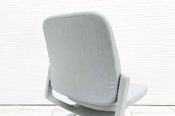 イトーキ レヴィチェア 中古 ITOKI ハイチェア カウンターチェア ミーティングチェア 中古オフィス家具 会議椅子 ホワイトグレーの画像
