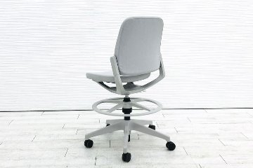 イトーキ レヴィチェア 中古 ITOKI ハイチェア カウンターチェア ミーティングチェア 中古オフィス家具 会議椅子 ホワイトグレー画像