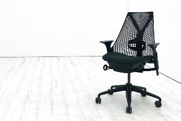 ハーマンミラー セイルチェア 中古 ダークグリーン SAYL Chairs デザインチェア 中古オフィス家具 可動肘 ランバーサポート付画像
