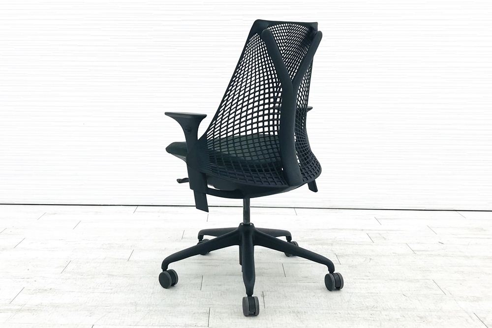 ハーマンミラー セイルチェア 中古 2018年製 ダークグリーン SAYL Chairs デザインチェア 中古オフィス家具 可動肘画像