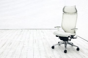 オカムラ バロンチェア 中古 展示品 2020年製 エクストラハイバック メッシュ 可動肘 固定ヘッドレスト 中古オフィス家具 ホワイト画像