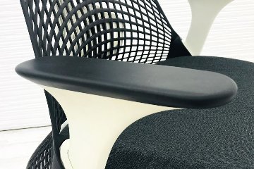 セイルチェア ハーマンミラー 2016年製 SAYL Chairs 中古 前傾チルト 可動肘 デザインチェア 中古オフィス家具 グレー ポリッシュ脚画像