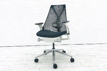 セイルチェア ハーマンミラー 2016年製 SAYL Chairs 中古 前傾チルト 可動肘 デザインチェア 中古オフィス家具 グレー ポリッシュ脚画像