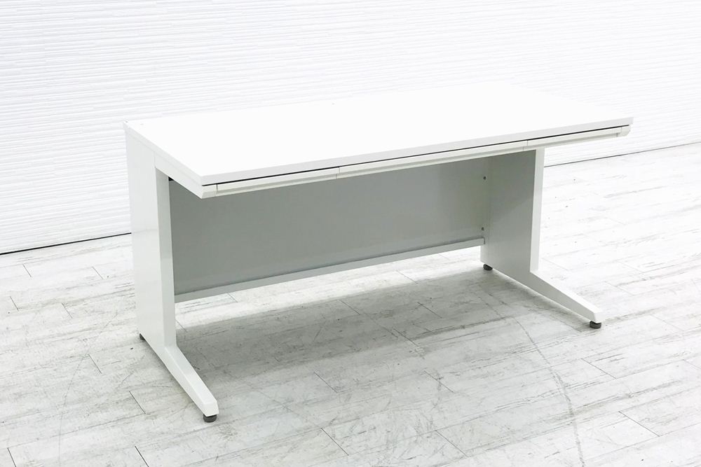 オカムラ アドバンス 平机 W1400×D700×H720 中古机 中古オフィス家具 オフィスデスク 事務机 ホワイトの画像