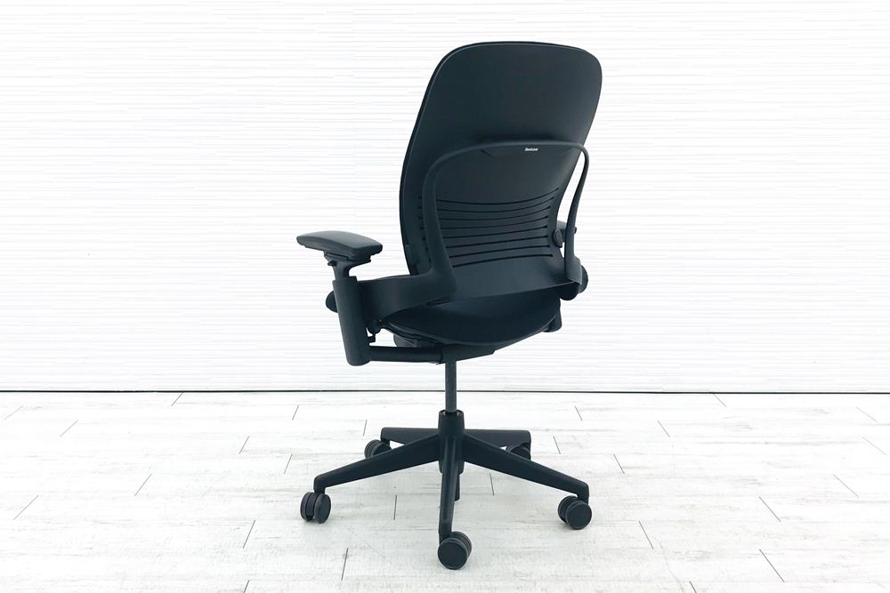 リープチェア V2 スチールケース  LEAPV2 中古 ブラック クッション Steelcase Leap 中古オフィス家具 OAチェア画像