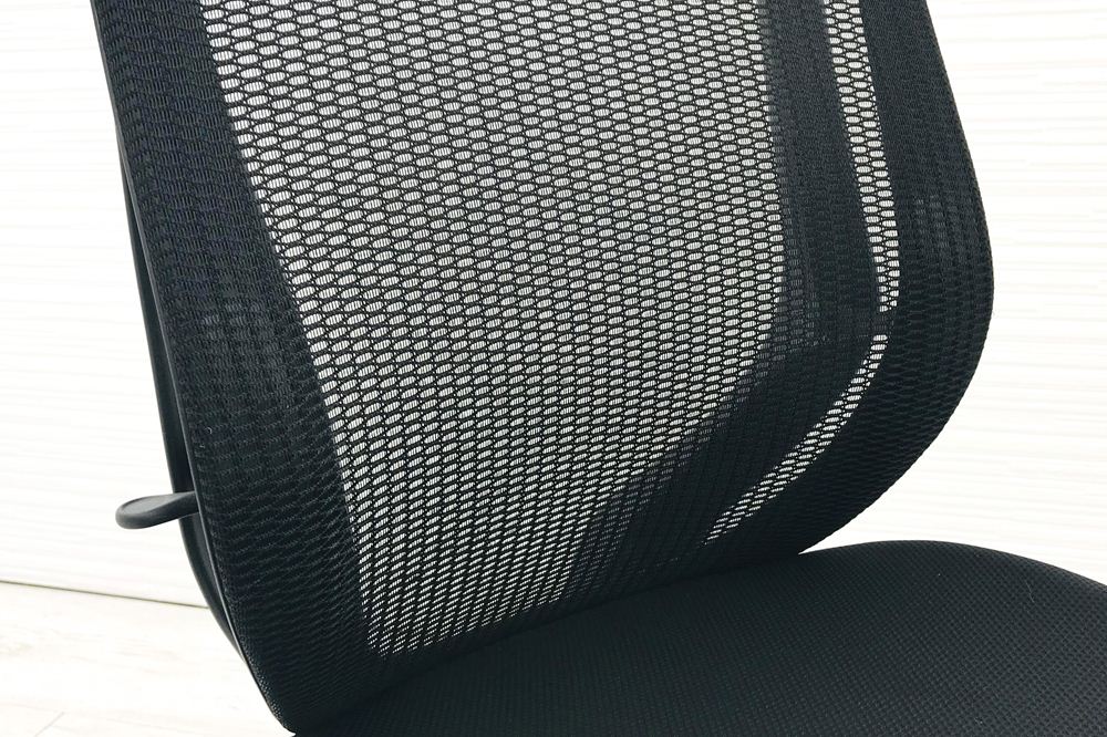 オカムラ シルフィーチェア 2018年製 ハイバック 肘無 中古チェア Sylphy メッシュ 中古オフィス家具 C635XR-FMP1 ブラック画像