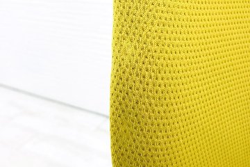 コクヨ イングチェア 2018年製 ing バーチカルタイプ ヘッドレスト 中古 KOKUYO クッション固定肘 事務椅子 中古オフィス家具 イエロー画像