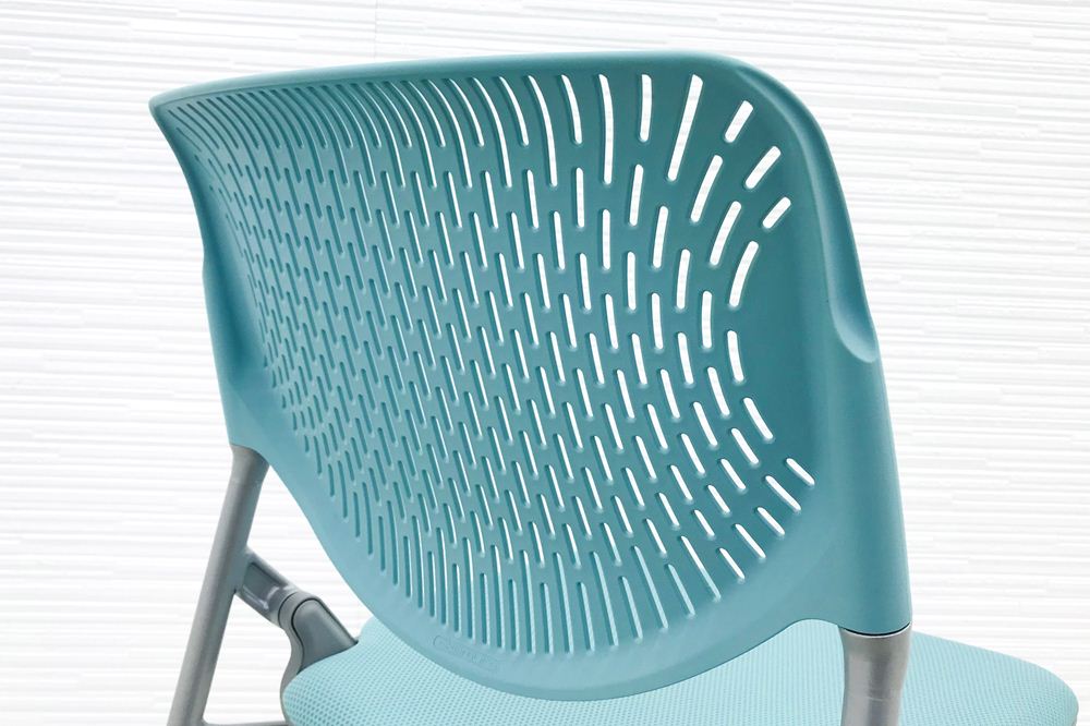 ルナチェア 【4脚セット】 オカムラ 中古 2015年製 ミーティングチェア ネスティングチェア 会議椅子 中古オフィス家具 81S1DA セージ画像