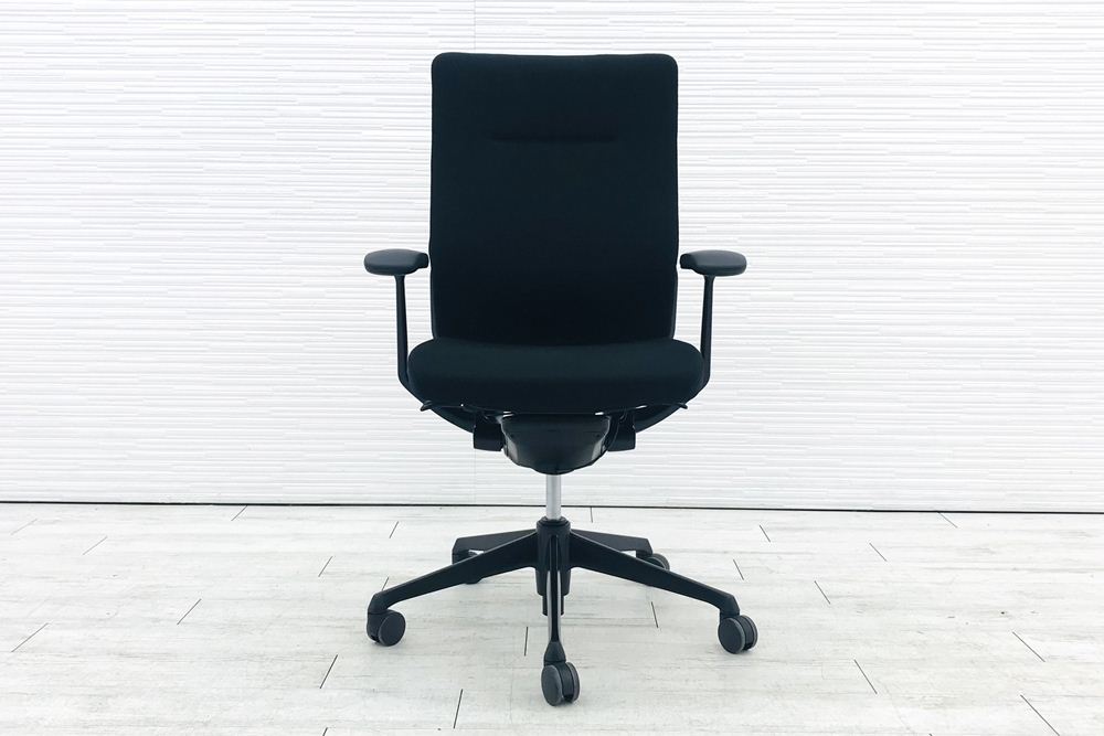 オカムラ コーラルチェア ハイバック 中古 メッシュ 固定肘 中古オフィス家具 中古チェア 事務椅子 OAチェア ブラック CQ47MR-FSF1画像