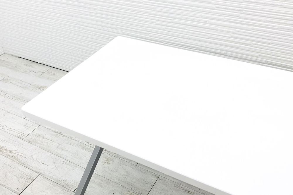 オカムラ フラプター ネスティングテーブル 会議テーブル ミーティングテーブル 中古 会議机 幅1500mm 中古オフィス家具 棚板付き ホワイト画像