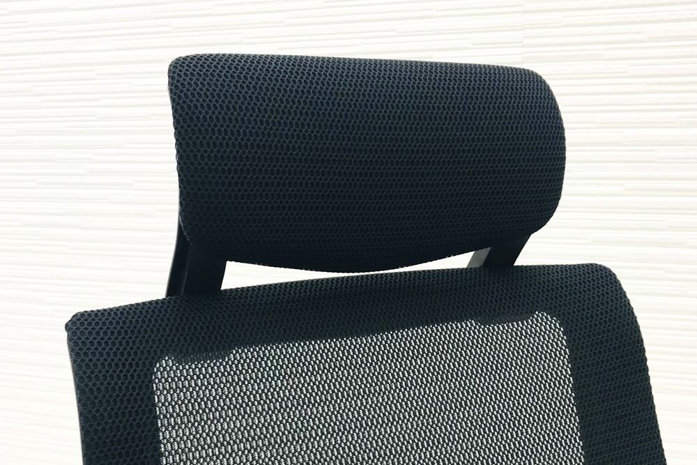 コクヨ インスパインチェア 2015年製 中古 INSPINE KOKUYO クッション 固定肘 ヘッドレスト付き 中古オフィス家具 ブラック画像