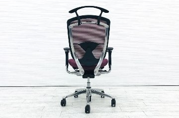 コンテッサチェア オカムラ 中古 コンテッサ メッシュ ポリッシュフレーム 可動肘 中古オフィス家具 高機能チェア パープルの画像