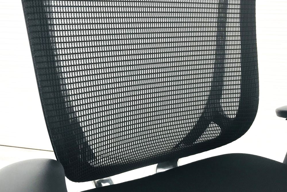 オカムラ コンテッサセコンダ コンテッサチェア 2018年製 中古 大型ヘッドレスト 高機能チェア 中古オフィス家具 座クッション ブラック画像