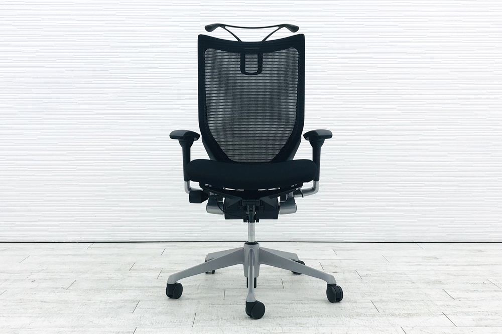 バロンチェア 2012年製 オカムラ ブラック 中古 中古オフィス家具 シルバーフレーム メッシュ ハイバック 可動肘 オフィスチェア画像