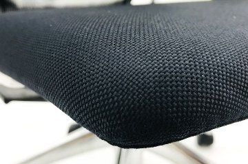 メダチェア 中古 ヴィトラ Vitra メダ MEDA 肘付 中古オフィス家具 ブラック 肘付 クッションの画像