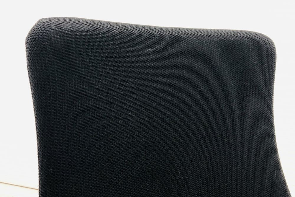 イトーキ エフチェア 中古 ア クッション 可動肘 事務椅子 ITOKI 中古オフィス家具 KF-330GS-W9T1 ブラック画像
