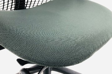ハーマンミラー セイルチェア 中古 ダークグリーン SAYL Chairs デザインチェア 中古オフィス家具 可動肘画像