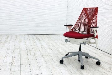 ハーマンミラー セイルチェア 中古 2017年製 ミドルバック SAYL Chairs デザインチェア 中古オフィス家具 可動肘 レッド画像