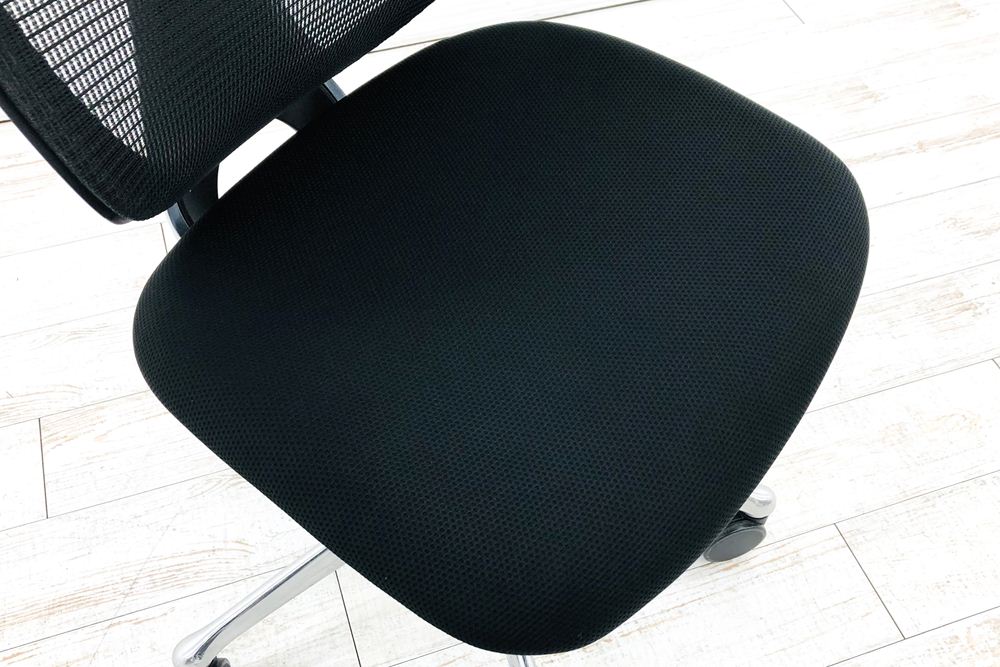 サブリナチェア 中古 オカムラ サブリナ 2013年製 ハイバック メッシュ 中古オフィス家具 事務椅子 オフィスチェア C833BR-FSY1 ブラックの画像