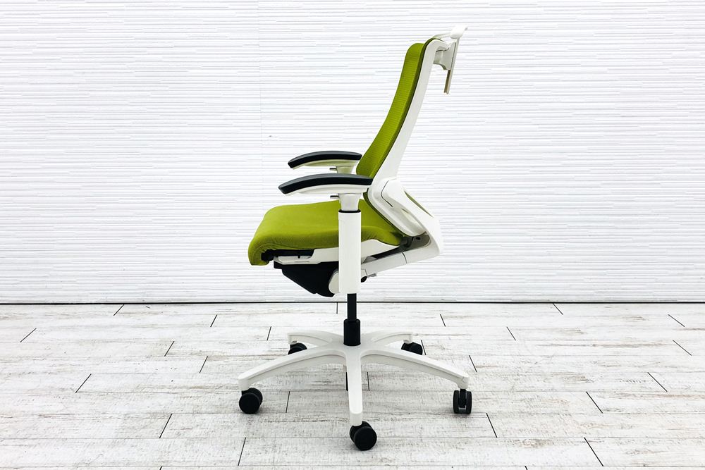 イトーキ エフチェア 2017年製 中古オフィスチェア クッション 可動肘 事務椅子 ITOKI 中古オフィス家具 KG-177JBH モスグリーン画像