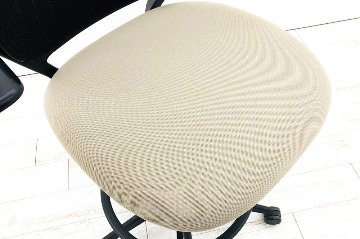 スチールケース コビスツール ハイチェア 中古 スツール Steelcase Think 可動肘 中古オフィス家具 434711 ベージュ画像